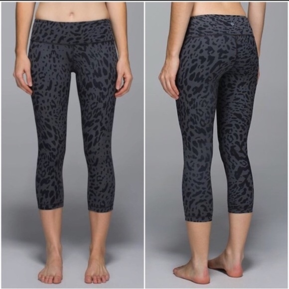 lululemon athletica Pants - Lululemon Wunder Under Crop